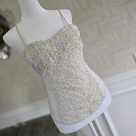 Weavers Tops - VINTAGE White Tank Top Weavers Size L